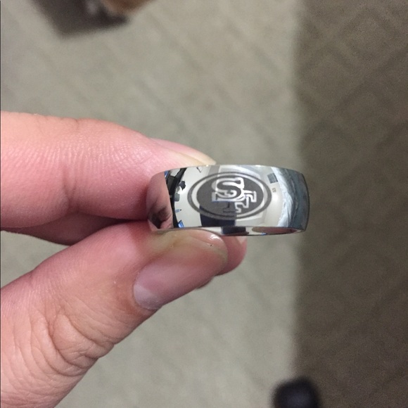 Silver San Francisco 49ers Ring - Picture 3 of 4